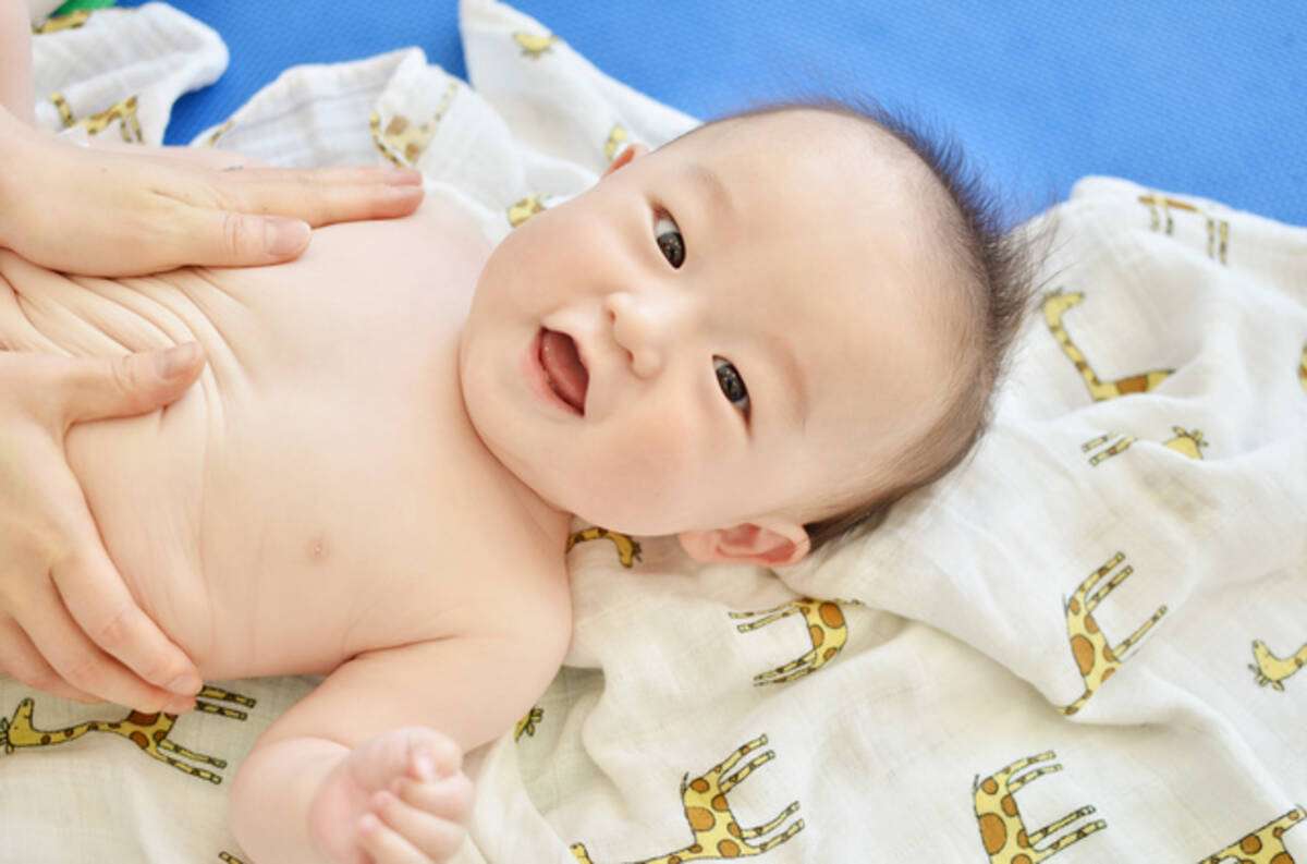 子どもの頭が良くなる 幸せホルモンを刺激する ベビーマッサージの効果 3つ 16年4月21日 エキサイトニュース