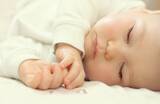 「夜泣きの原因はママだった!? 赤ちゃんの眠りの驚きのヒミツとは【夜泣き知らず育児】#05」の画像1