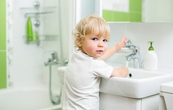 「ウチの子、手を洗いすぎ…？」強迫性障害の子へのNG対応2つ