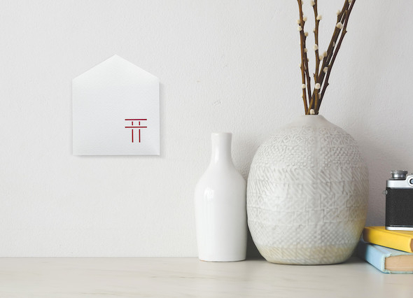 お守りを納める「ミニ神棚」