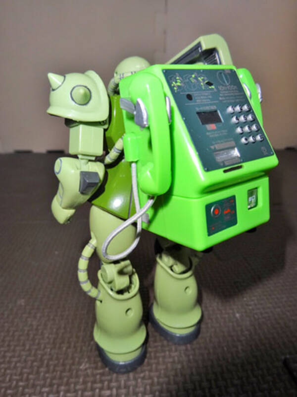 ザク通信能力強化型 ってどう見ても公衆電話 市販のザクをかわいい通信兵に改造する人あらわる 21年6月14日 エキサイトニュース