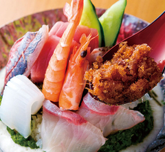 【期間限定】一度で二度おいしい！“味変”できる九州発のエンタメ海鮮丼って知ってる？