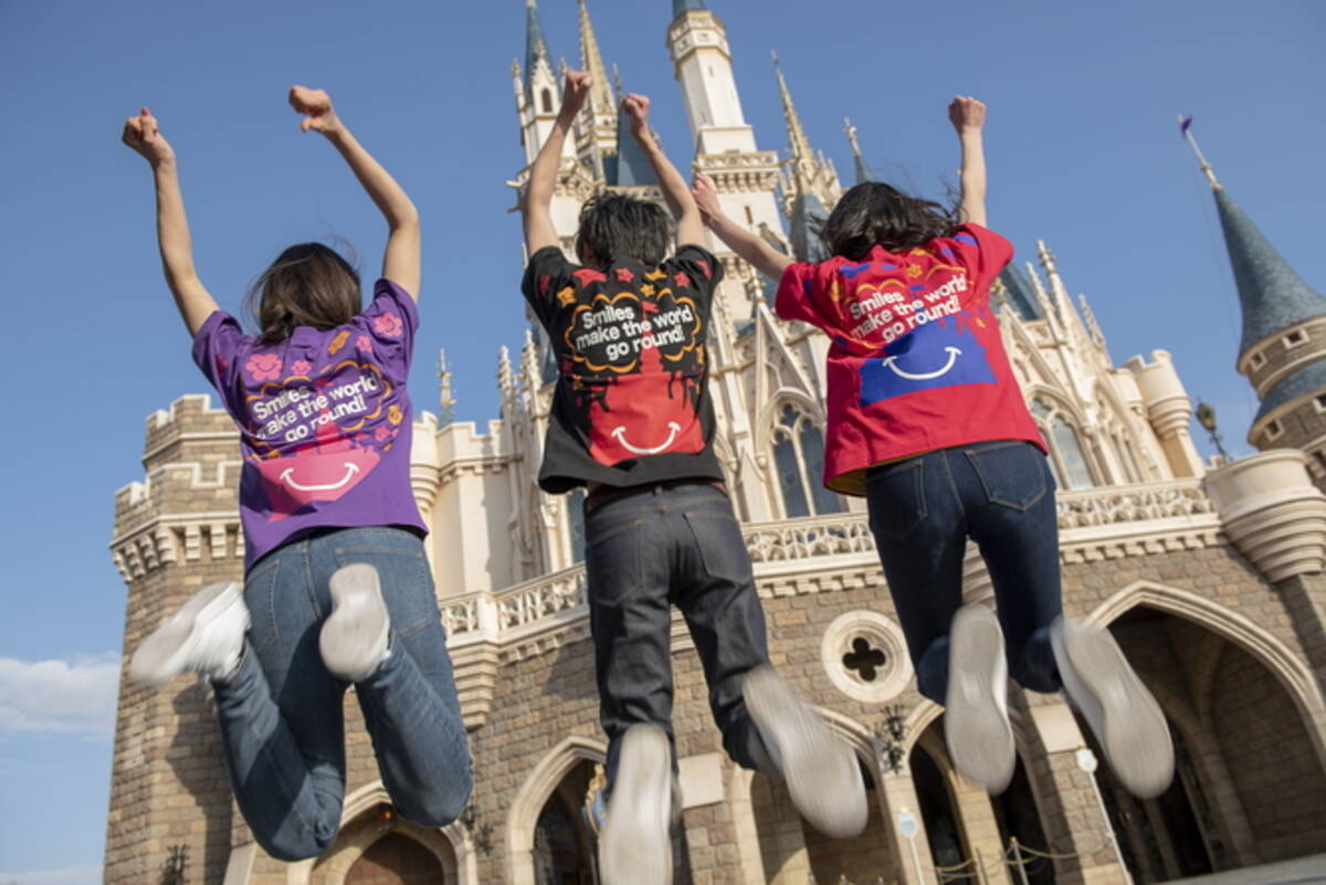 ディズニーにリンクコーデで行こう スマイル いっぱいの新グッズ登場 東京ディズニーリゾート R 19年4月12日 エキサイトニュース