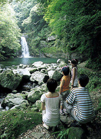 家族みんなで プール 海 川 夏の水遊びスポット 長崎編 16年7月19日 エキサイトニュース 2 5