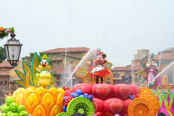 トロピカル スプラッシュ でびしょ濡れ 東京ディズニーリゾート R 夏イベントが話題 16年7月18日 エキサイトニュース 3 7