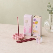 ペットを想う時間を身近なものに。ペット供養線香セット「ちいさなともりび」が新発売