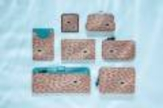 甲州印伝の印傳屋が絵本『フレデリック』とのコラボコレクションを発表！財布やポーチなど全7種