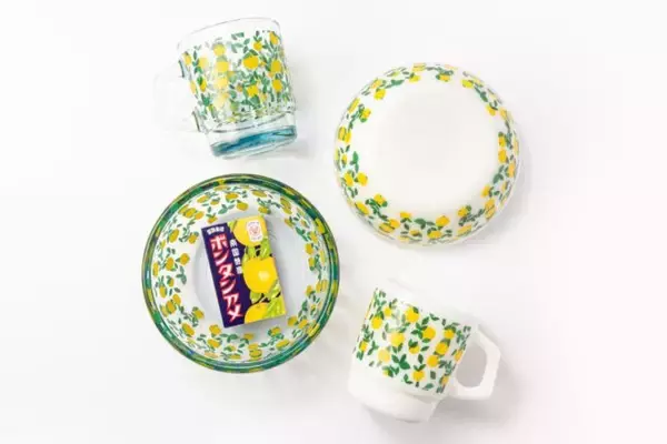 「あふれる昭和レトロ感！ロングセラー「ボンタンアメ」のあの伝統的パッケージデザインを取り入れたテーブルウェアが発売」の画像