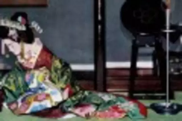 「着物の着方にも注目！明治初期の着物女性たちの古写真を一挙紹介します【国際女性デー】」の画像