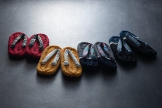 葛飾北斎の作品をイメージした布ぞうりが新発売！ふかふかな履き心地で足をやさしく包み込む♪