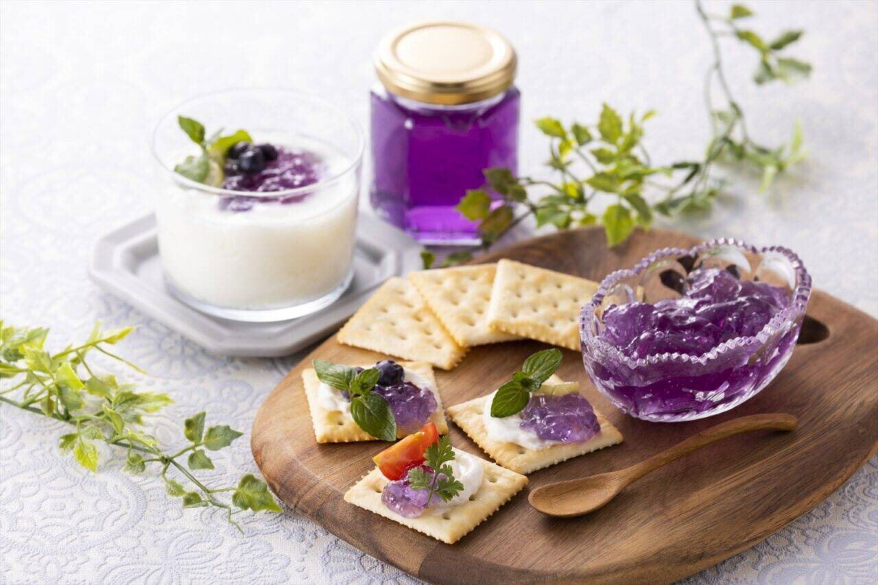 藤の花をイメージし天然ハーブのみで色付け 青い森の天然藤色りんごジャム がステキ 21年12月22日 エキサイトニュース