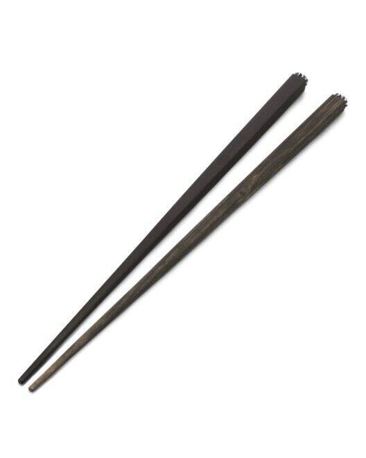 シルバーアクセサリーの「クロムハーツ」からなんと”お箸”が発売！お値段は3万超え