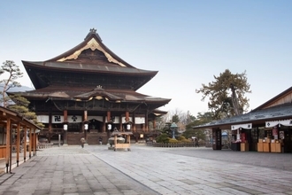 暗闇で極楽とつながる神聖な宗教儀式…江戸時代の庶民が熱狂した「戒壇めぐり」の正体