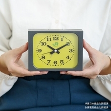JR東日本の駅や改札にある“あの時計”がアラームクロックになって発売！