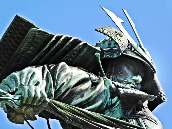 「武将・楠木正成はこうして「軍神」に！奇策が炸裂しまくりの千早城の戦い【後編】」の画像