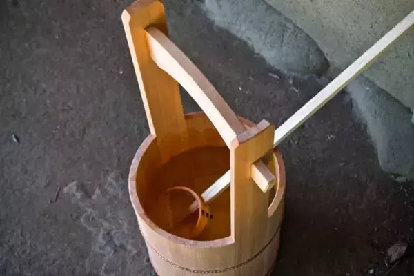 「今日は秋分の日、そしてお彼岸の中日。なんの日なのか説明できますか？」の画像