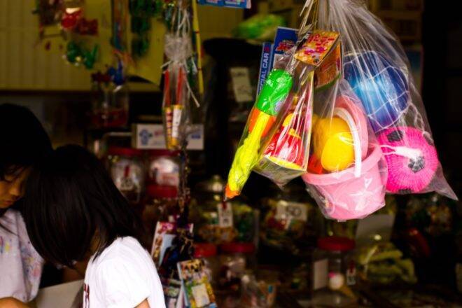 誕生のきっかけは？昔から人気の駄菓子「麦チョコ」は、なぜ日本の定番お菓子になったのか？