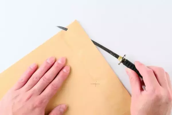 「戦国武将の愛刀を再現！日本刀ペーパーナイフに遂に明智光秀モデル登場」の画像