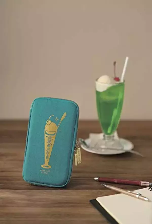 「付録にはレトロ可愛いフラットペンケース！レトロ文具 付録シリーズ「純喫茶ぺんてるへようこそ。」が発売」の画像
