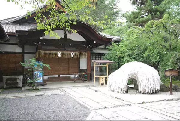 「切っても切れない悪縁を断ち切りたい！崇徳天皇の御霊を祀る「安井金比羅宮」」の画像