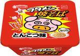 「駄菓子感覚で食べるカップ麺「ブタメン」が焼そばに！「ブタメン焼そば とんこつ味」新発売」の画像1