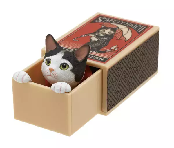 「レトロなマッチ箱を引き出すと猫があなたを見つめるよ！カプセルトイ「マッチボックス猫」が可愛すぎ♡」の画像