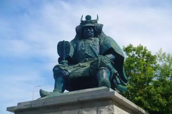 「戦国時代にフレックスタイム制度を導入した武将・武田信玄が賛成しそうな現代の制度とは？」の画像