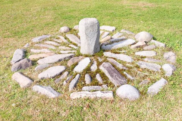 もうぜ〜んぶ神様！縄文人のアニミズム信仰と現代人のつながり