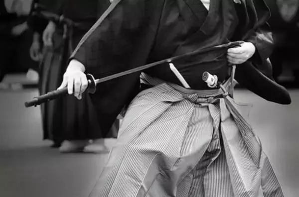 神も仏も斬り殺せ！武士道のバイブル『葉隠』が伝える忠義の精神