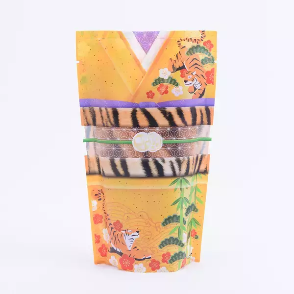 「「ゆしま花月」のかりんとうに、2022年の干支「寅」をモチーフにした着物柄パッケージ登場」の画像