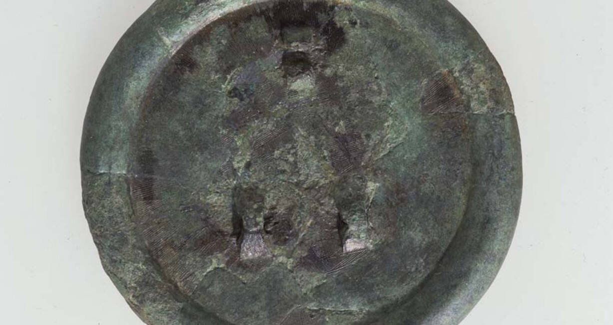 弥生時代の青銅鏡を作る鋳型が初出土！日本に高い鋳造技術があった証明に (2015年5月27日) - エキサイトニュース