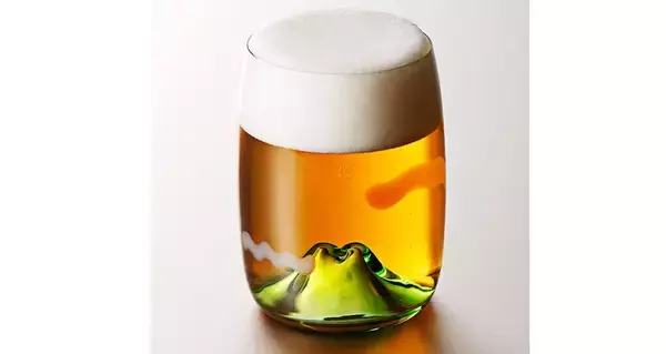 夕焼けが美しい！グラスの中の自然美を愛でる月夜野工房のビールグラス