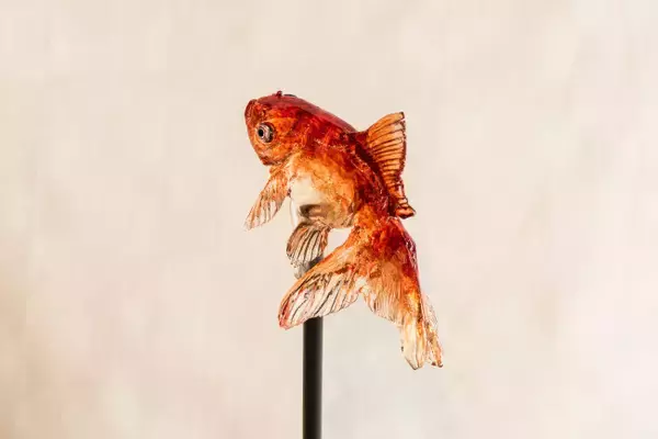 「金魚の飴細工でおなじみのアメシンがソラマチ店をオープン！限定商品うちわ飴が素敵」の画像