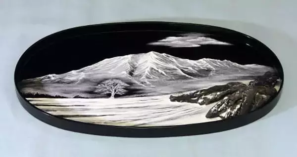 芸術性高すぎる！「盆石」はお盆の上で自然を表現する知られぜる日本芸術