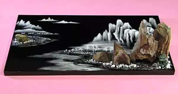 「芸術性高すぎる！「盆石」はお盆の上で自然を表現する知られぜる日本芸術」の画像