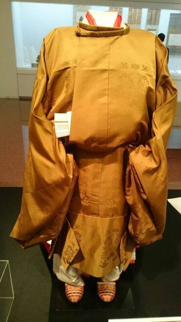 現代にも残る日本の禁色（きんじき）って知ってる？そして、たった二人だけが袖を通せる絶対禁色