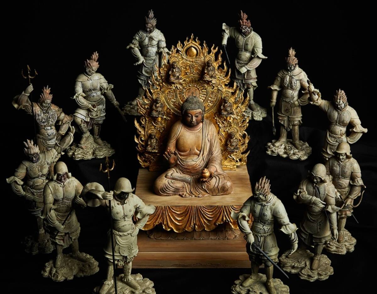 見よこの圧巻の荘厳さ！薬師如来と武神・十二神将が神々しさ溢れる 