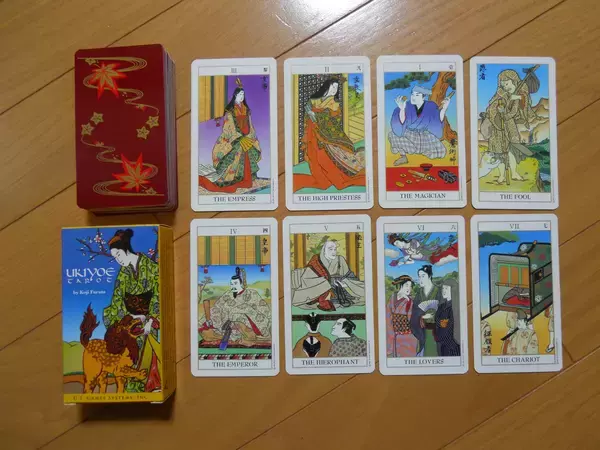 どうやって楽しむん！？百人一首でもいろはかるたでもない、その名も「浮世絵タロット」