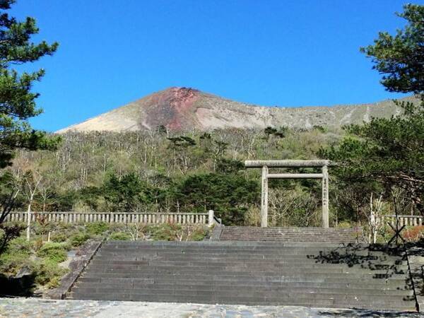 鹿児島の人はネコが好き 霧島神宮 無病 六猫 守 と猫を祀る仙巌園 猫神神社 17年5月10日 エキサイトニュース