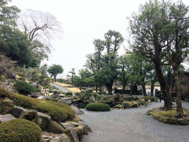 鹿児島の人はネコが好き 霧島神宮 無病 六猫 守 と猫を祀る仙巌園 猫神神社 17年5月10日 エキサイトニュース 3 4