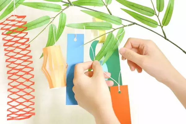 「もうすぐ七夕！笹の葉に短冊を…この風習の始まりは江戸時代でした」の画像