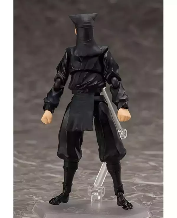 「日本の伝統芸能には欠かせない裏方「黒衣」がなんと可動式フィギュアで登場！」の画像