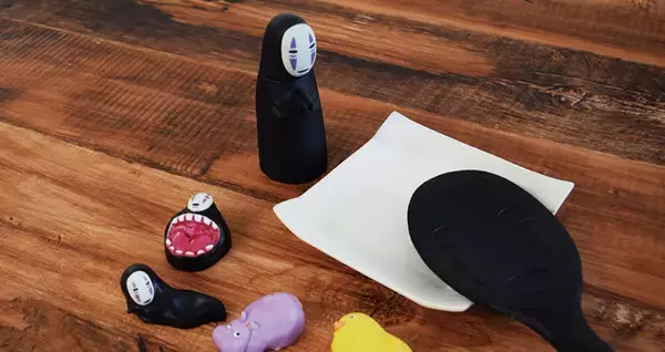 しゃもじ怖いwww 千と千尋の神隠しの人気キャラ「カオナシ」が醤油差しとしゃもじになった！
