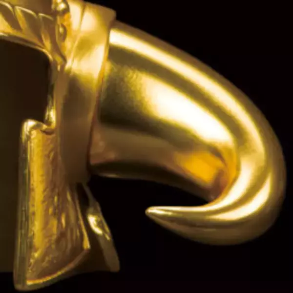 「見よこの凄み！お値段なんと250万、拳王ラオウの純金製兜が発売！」の画像