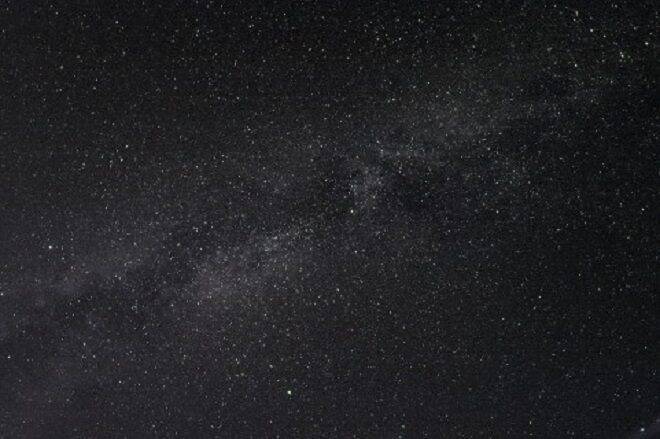 カルピスのあの水玉模様は天の川をイメージしている？カルピス誕生の歴史