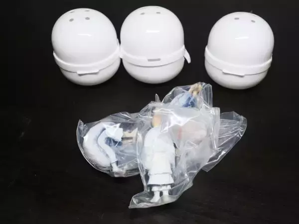 「オモシロすぎでしょ（笑）謎すぎるミニフィギュア「氷河期の僧侶」の想像を超える完成度の高さよ！」の画像