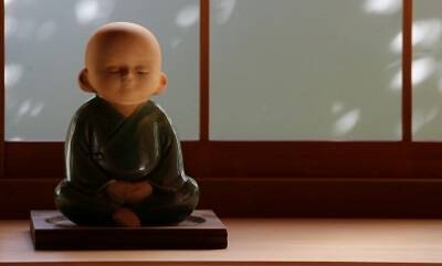 「徒然草」に登場するフリーダム和尚がとある僧侶につけたあだ名「しろうるり」とは？