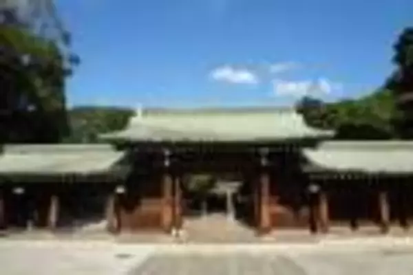 「神社で神職が身につける装束は祭祀の内容で衣装が変わり、身分によって色が違う」の画像