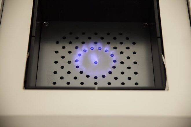 現代的スタイルで炭火が楽しめるモダンデザインな卓上の火鉢が素敵！