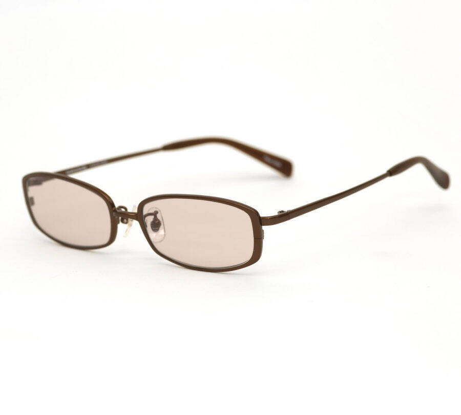 再現度高し！天空の城ラピュタのムスカ大佐のサングラスとパズーのゴーグルが商品化！